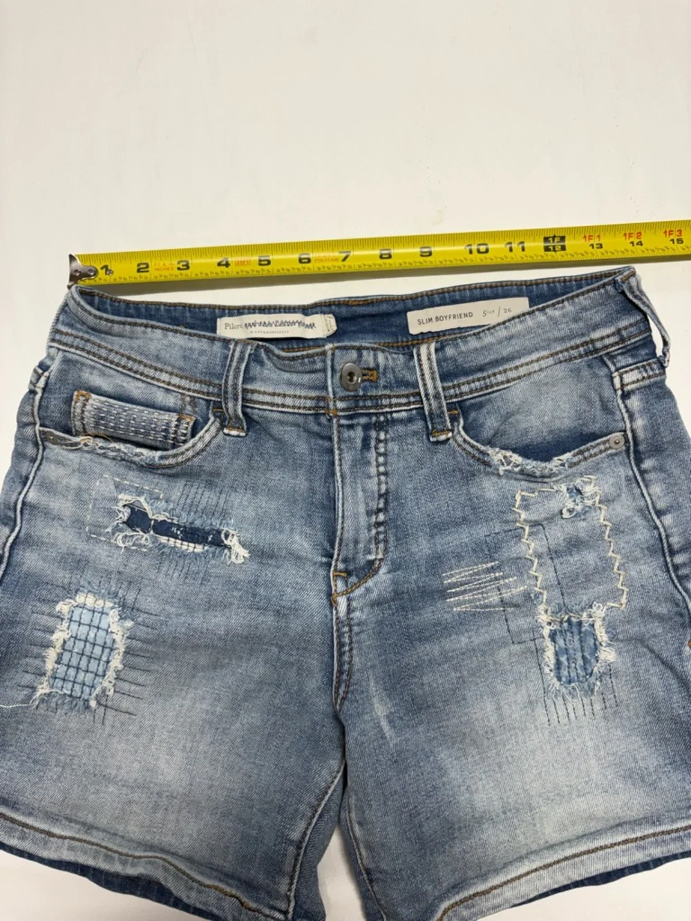 Pilcro Slim Boyfriend Jean Shorts — Anthropologie —
Size 26 - Picture 3 of 7